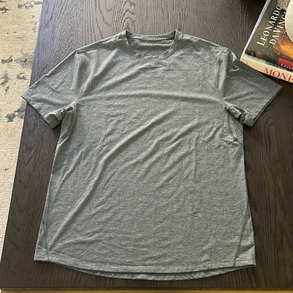 Lululemon somatic short sleeve tshirt
